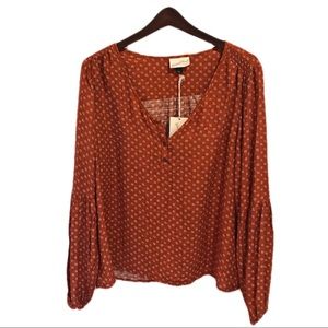 Universal threads long sleeve flowy blouse